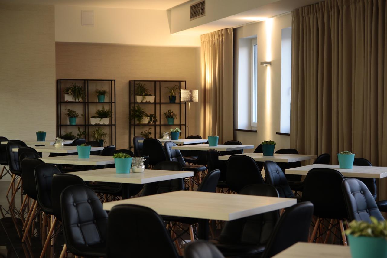Hotel Czarno Na Bialym Krakau